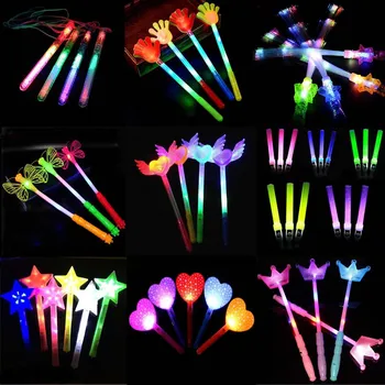 2021 Uus Multi Stiilis LED Vilkuv Valgus Pulgad Laste süttib Glow Stick Võlukepp Valgustatud Mänguasjad Cheert Rekvisiidid Kuma Poole Tarvikud