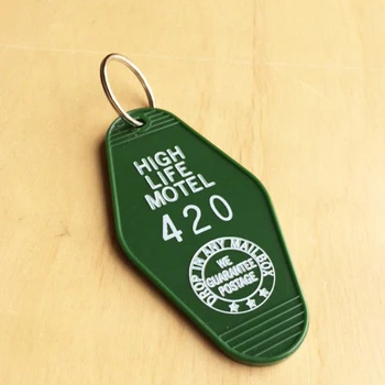 High Life Motel 420 Marihuaana Võti Sildi Armas Vintage Stiilis Männi Roheline Plastikust Võtmehoidja Naljakas Weed Stoner Kingitus