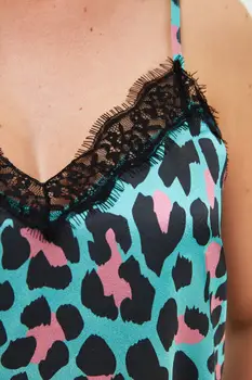 Trendyol Leopard printida Satiin Nightgowns THMAW22EL0885