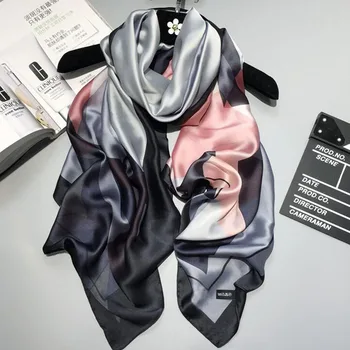 2020 Luksus Brand New Suvel Naiste Sall Beach Hijab Suurrätikud ja Wrapid Naine Foulard Tasuta Shipping