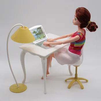 Eest BarbieDoll mööbel, arvuti laud ja tool mängida maja mänguasi laud + tool + lamp + arvuti 4 tükki