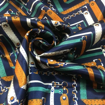 Euroopa vertikaalne keti digitaaltrükk silk venitada satiin siidiussi siid seelik kangast kleit