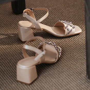 2021 Kingad Naiste Sandaalid Luxury Crystal Kingad Suvel Avatud Varvas Lukk Paksu Kontsaga Rhinestone Kingad Naiste Sandaalid Kõrged Kontsad
